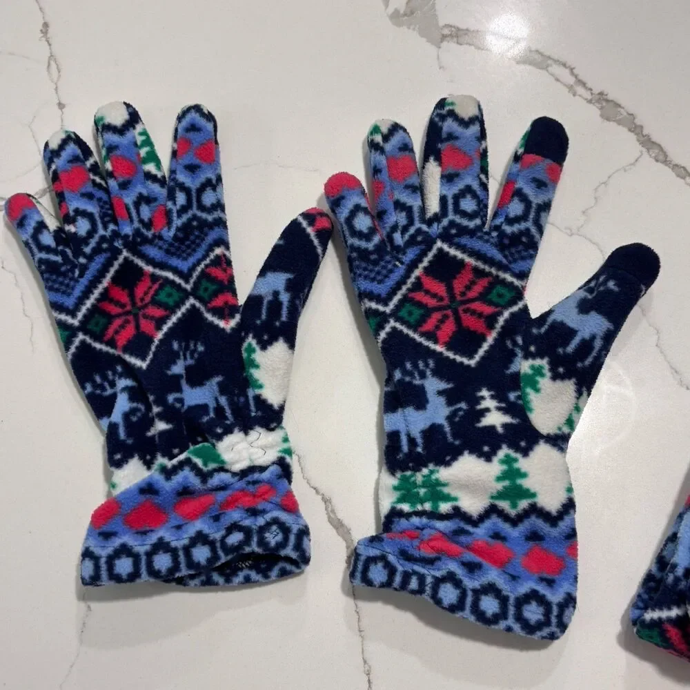 LANDS' END Women's Fleece Fair Isle Print Reindeer Snowflakes Scarf Gloves Set 7